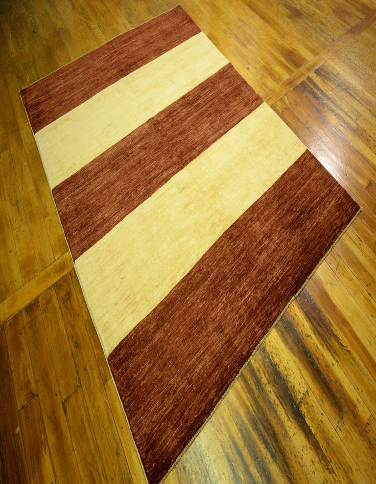 Detail image of  5' 4 x 7'  Hand Knotted Modern Ziegler Oriental Rug