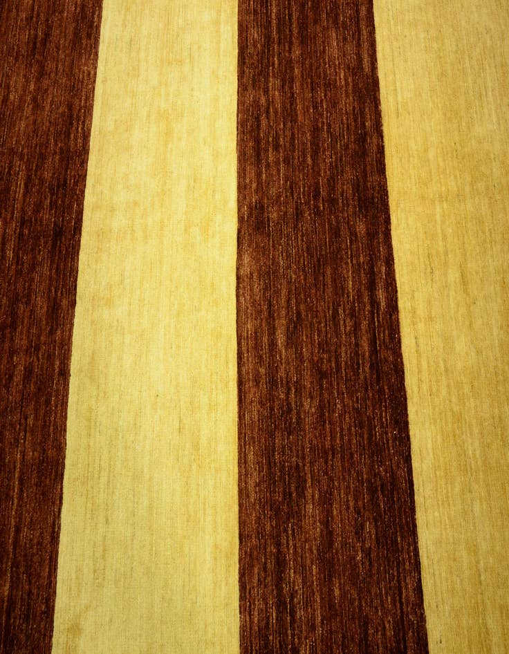 Detail image of  5' 4 x 7'  Hand Knotted Modern Ziegler Oriental Rug