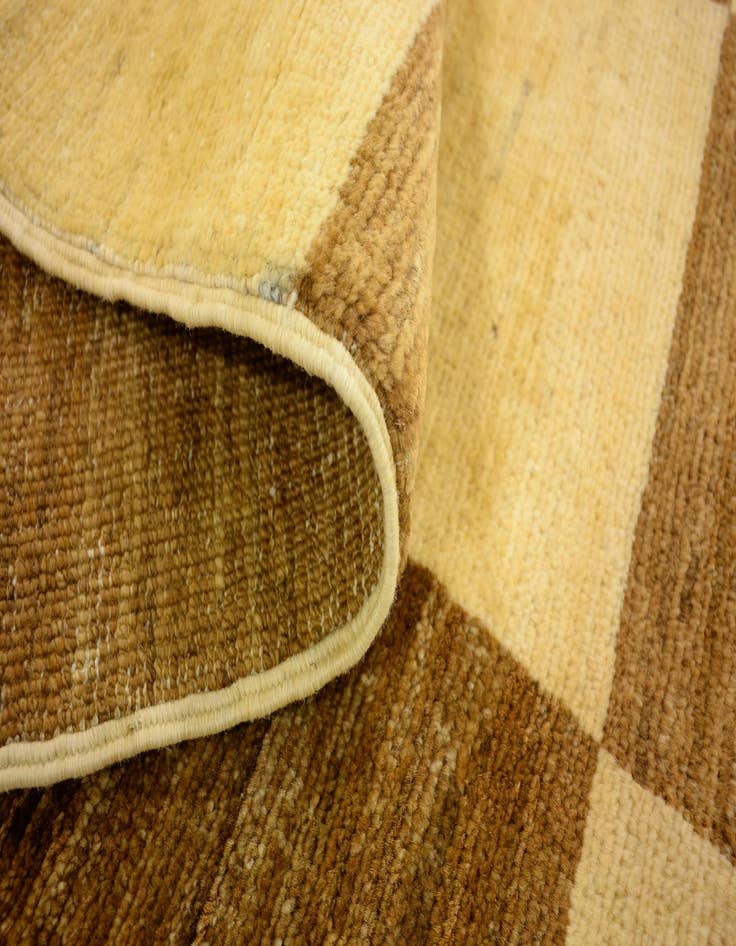 Detail image of  3' 4 x 6' 6  Hand Knotted Modern Ziegler Oriental Rug