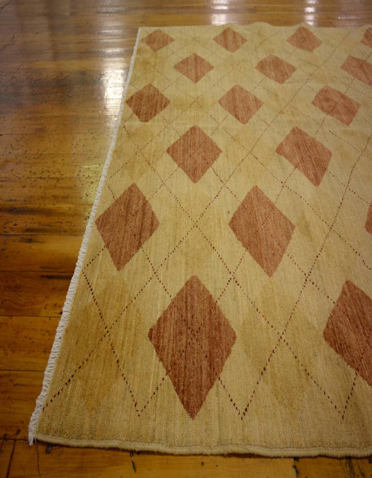 Detail image of  4' 9 x 6'  Hand Knotted Modern Ziegler Oriental Rug