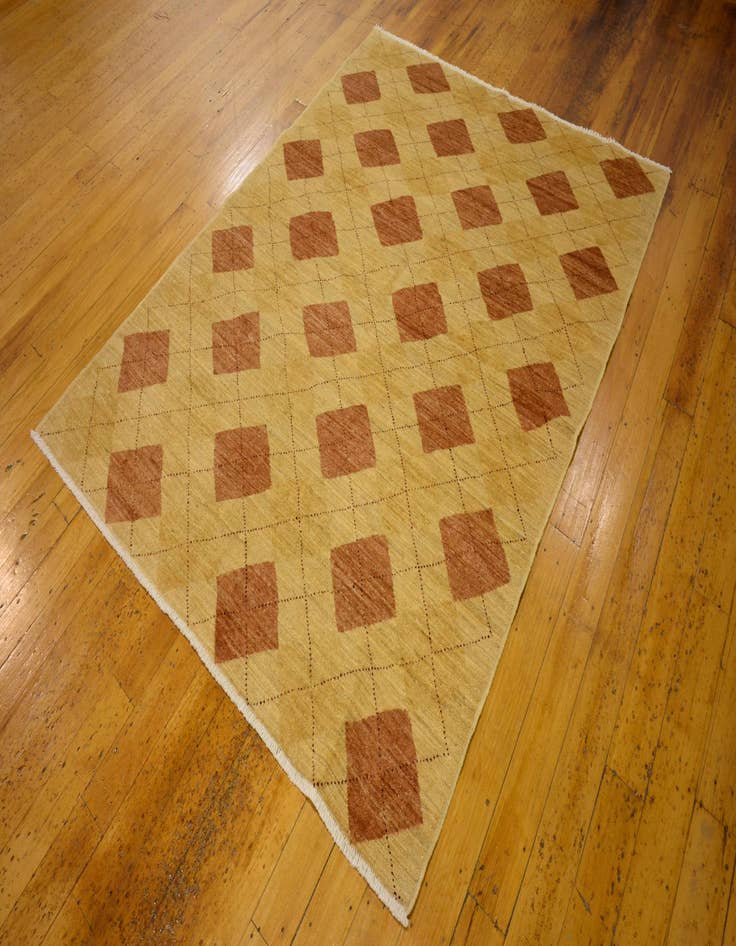 Detail image of  4' 9 x 6'  Hand Knotted Modern Ziegler Oriental Rug