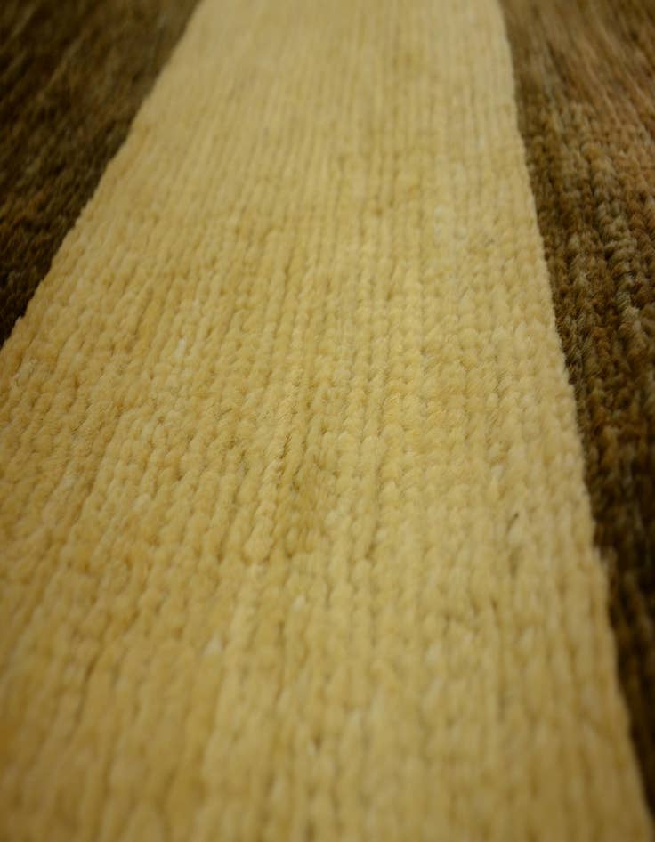 Detail image of  3' 3 x 4' 7  Hand Knotted Modern Ziegler Oriental Rug