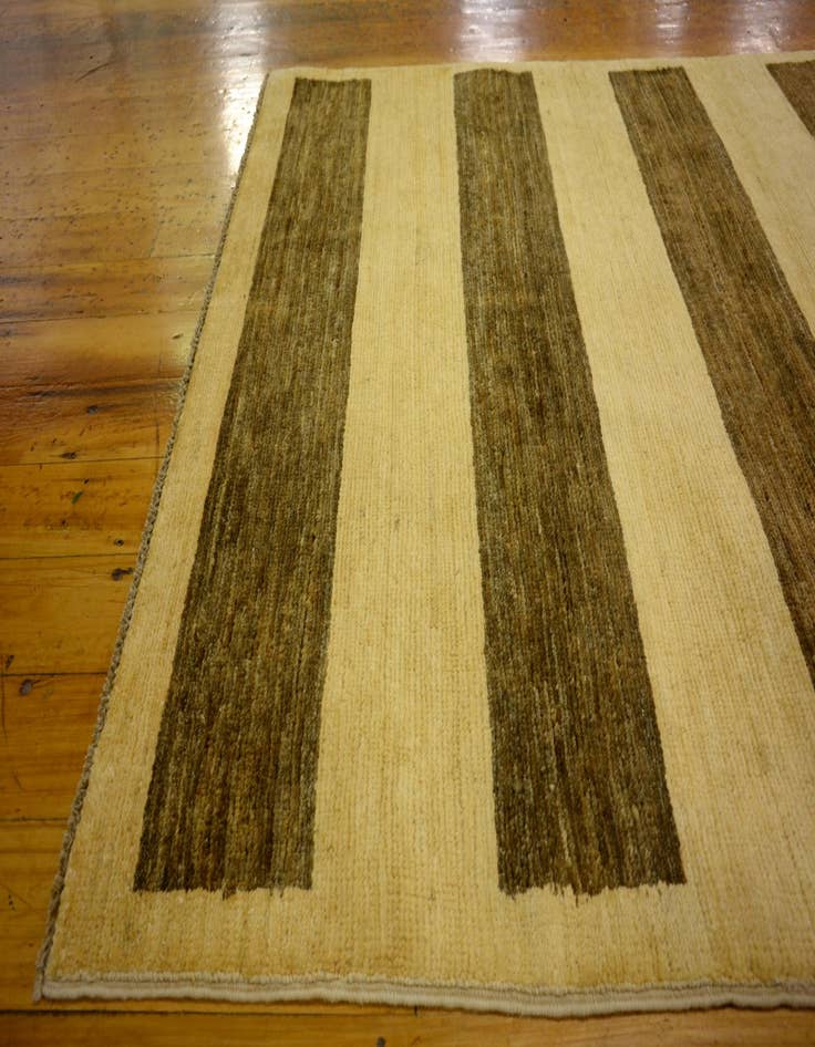 Detail image of  3' 3 x 4' 7  Hand Knotted Modern Ziegler Oriental Rug