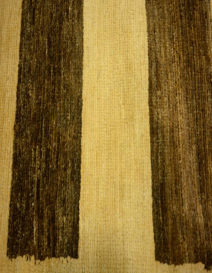 Detail image of  3' 3 x 4' 7  Hand Knotted Modern Ziegler Oriental Rug