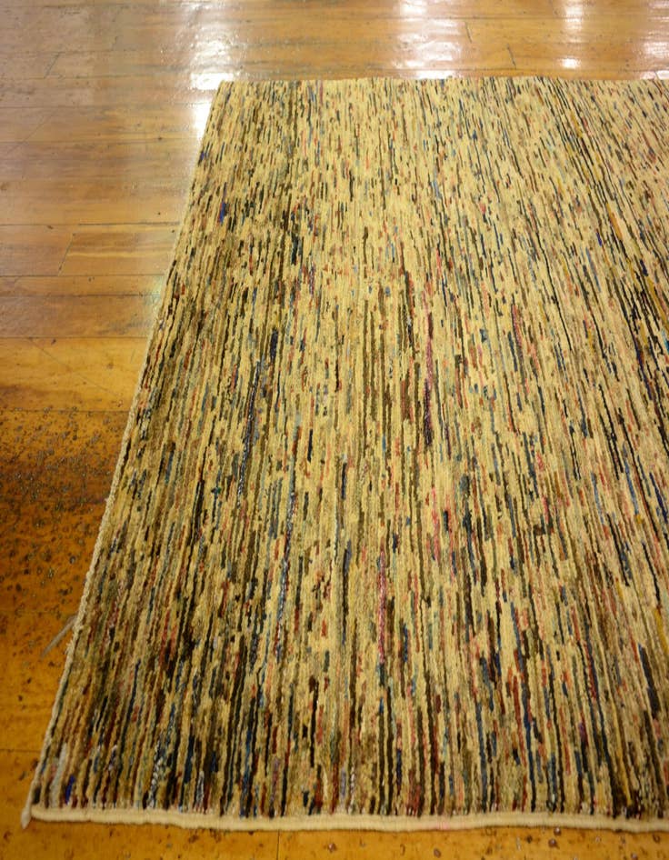 Detail image of  2' 11 x 4' 10  Hand Knotted Modern Ziegler Oriental Rug