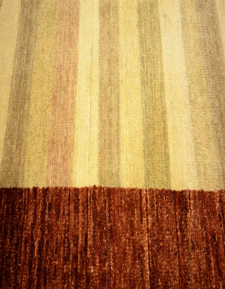 Detail image of  4' 1 x 6' 7  Hand Knotted Modern Ziegler Oriental Rug