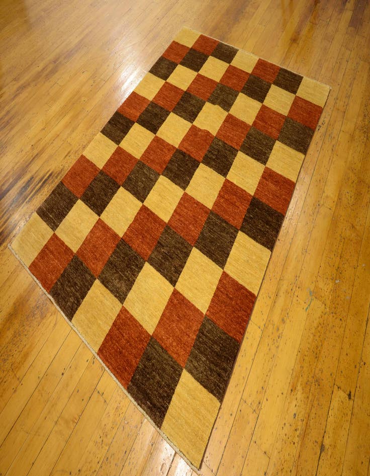 Detail image of 4' 11 x 6' 8 Hand Knotted Modern Ziegler Oriental Rug