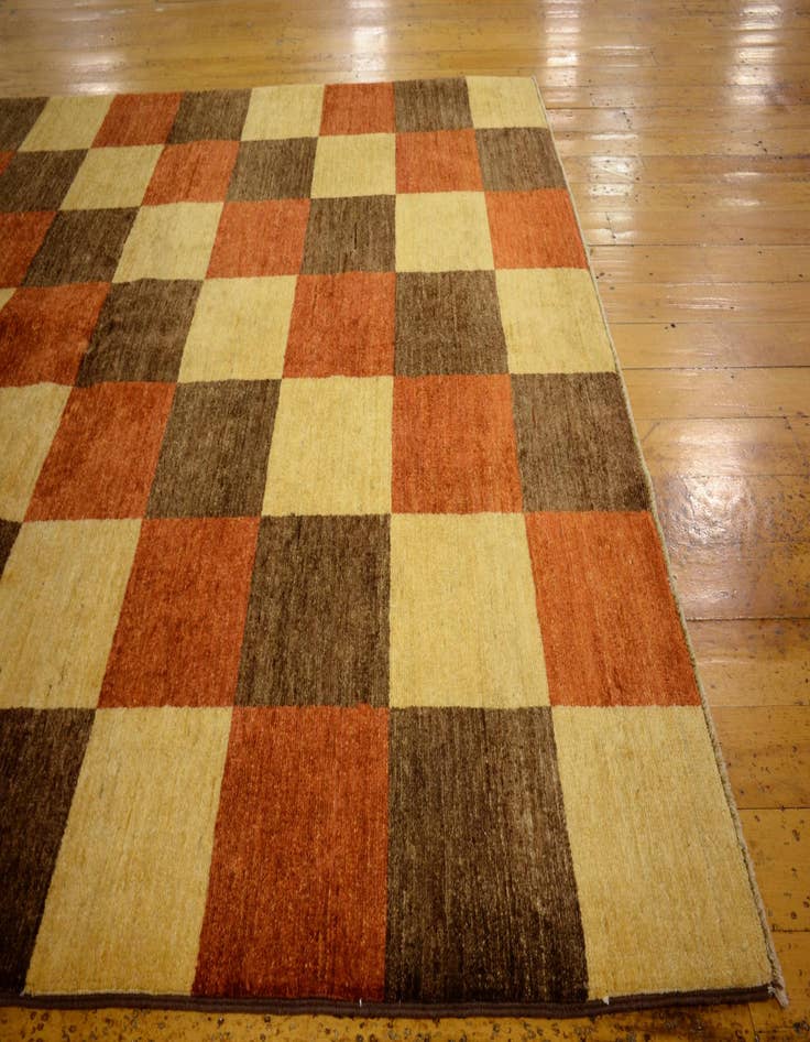 Detail image of 4' 11 x 6' 8 Hand Knotted Modern Ziegler Oriental Rug