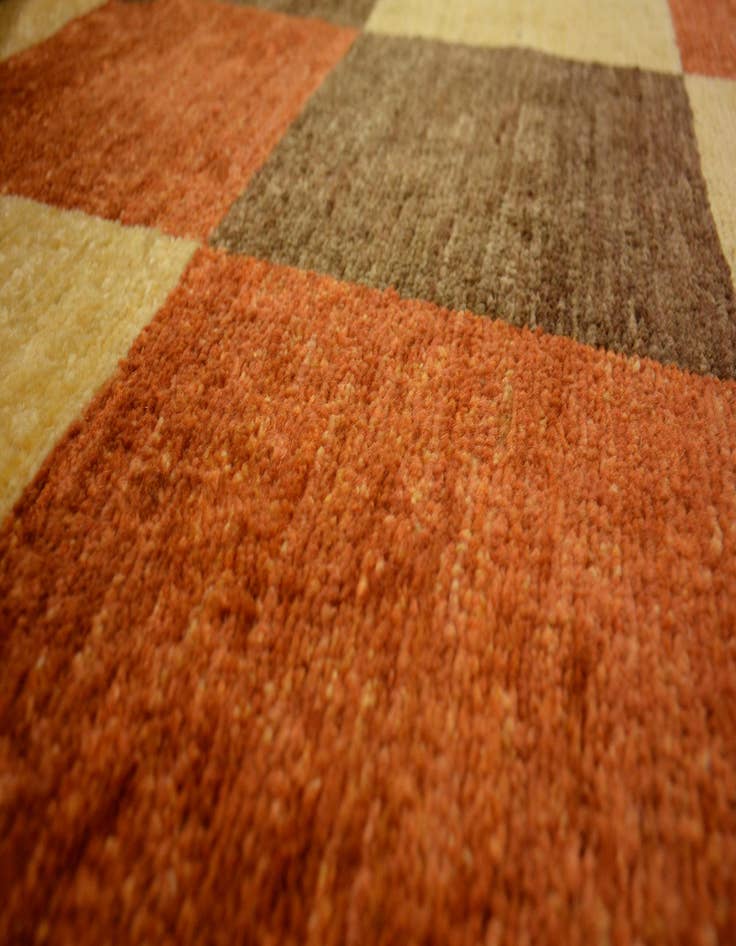 Detail image of 4' 11 x 6' 8 Hand Knotted Modern Ziegler Oriental Rug