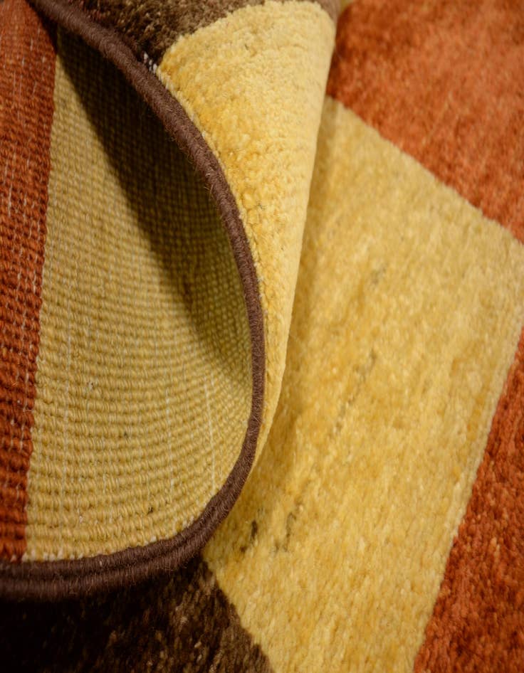 Detail image of 4' 11 x 6' 8 Hand Knotted Modern Ziegler Oriental Rug