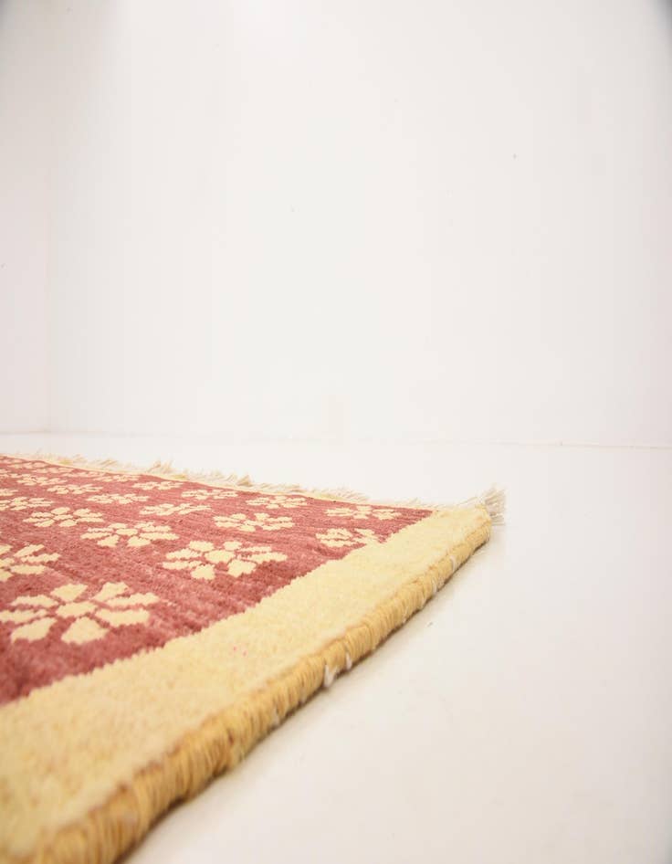 Detail image of  3' 6 x 4' 7  Hand Knotted Modern Ziegler Rug