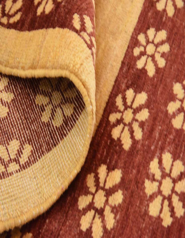 Detail image of  3' 6 x 4' 7  Hand Knotted Modern Ziegler Rug