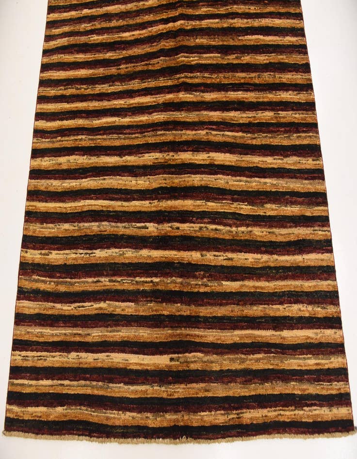 Detail image of  4' 10 x 6' 8  Hand Knotted Modern Ziegler Rug