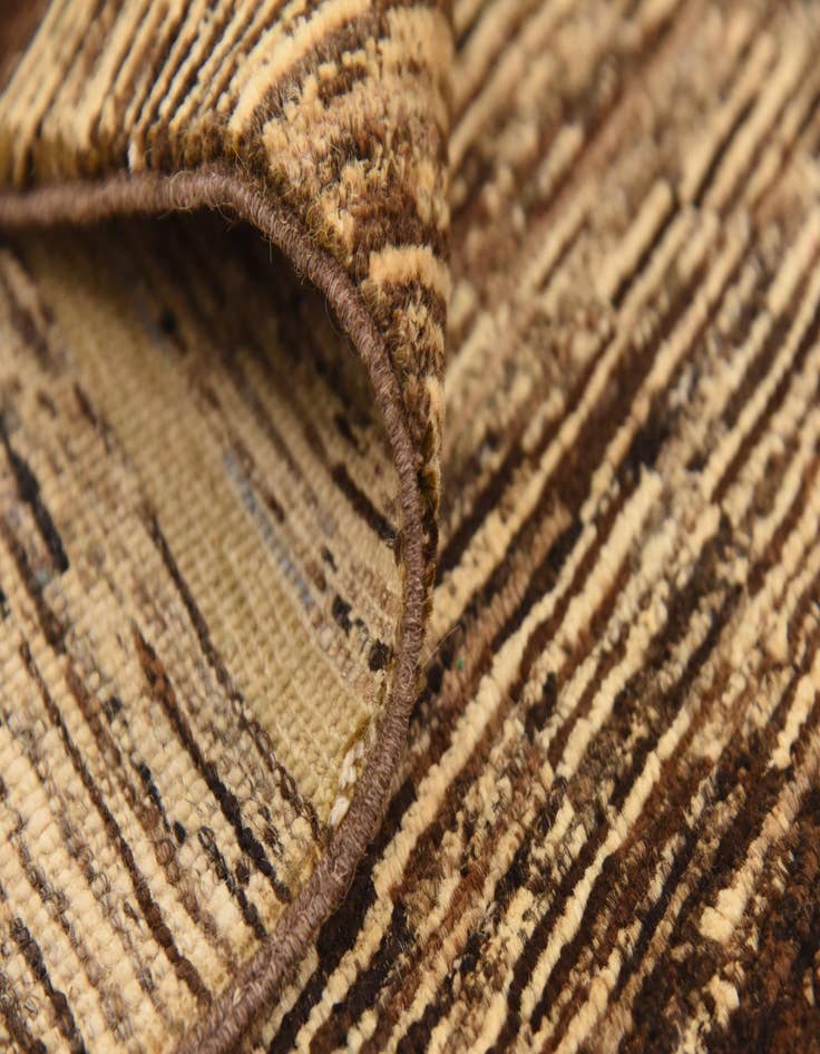 Detail image of  6' 8 x 9' 6  Hand Knotted Modern Ziegler Rug