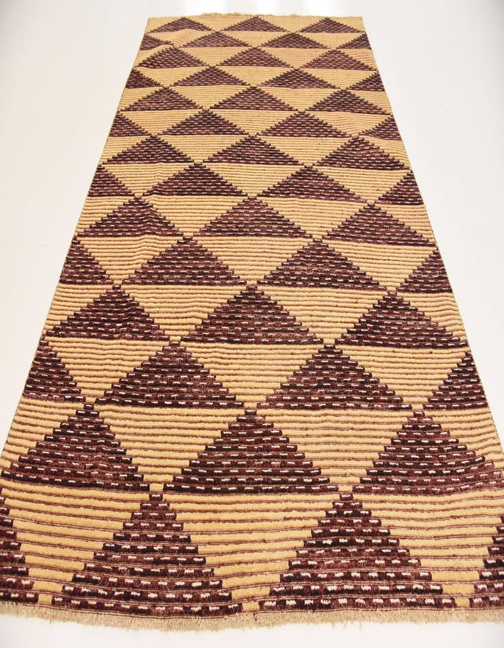 Detail image of  6' 5 x 9' 6  Hand Knotted Modern Ziegler Rug