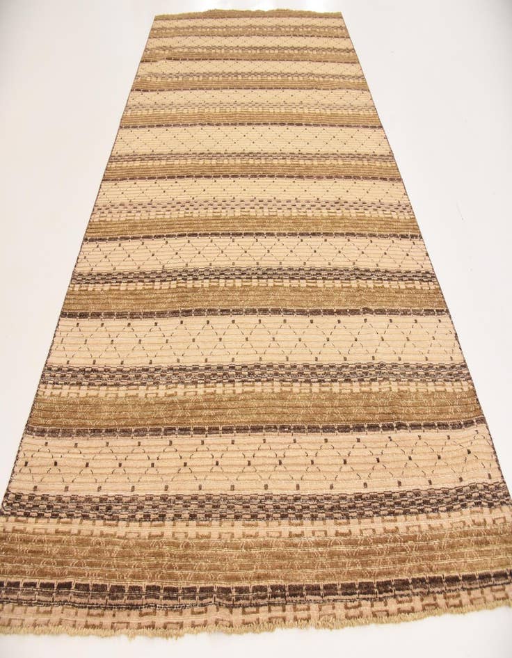 Detail image of  6' 3 x 10' 9  Hand Knotted Modern Ziegler Rug