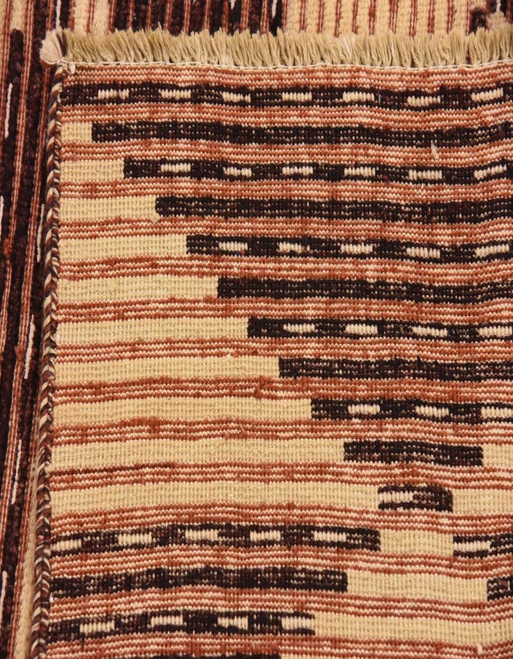 Detail image of  6' 4 x 9' 6  Hand Knotted Modern Ziegler Rug