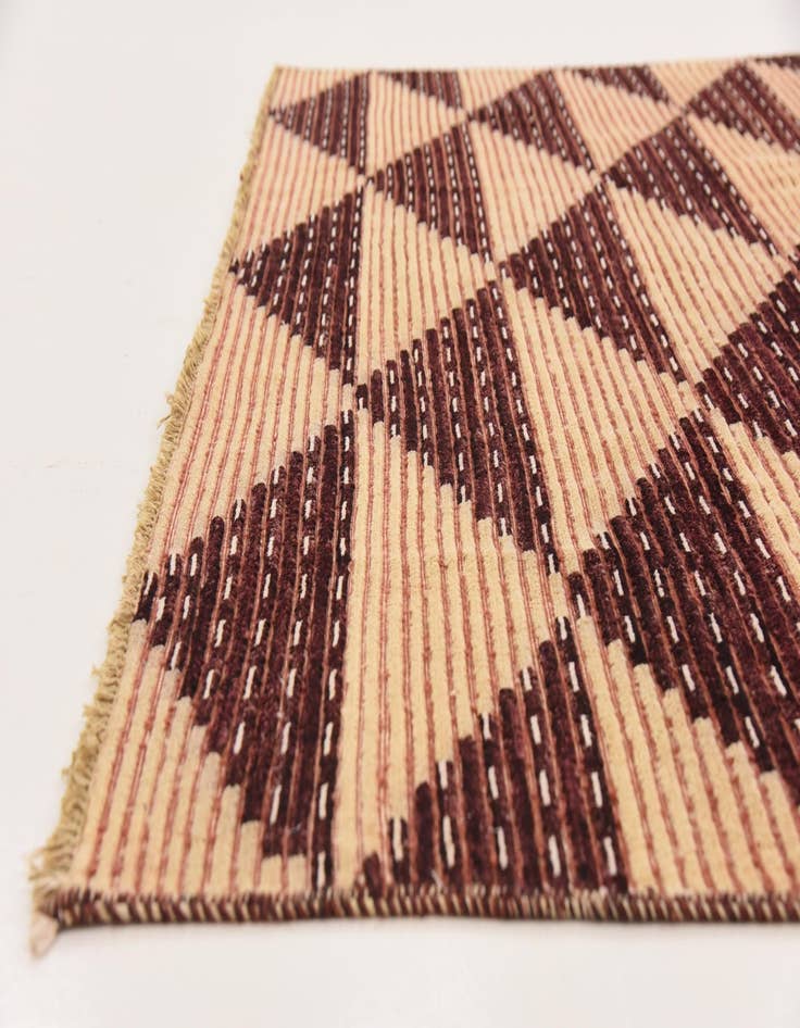 Detail image of  6' 4 x 9' 6  Hand Knotted Modern Ziegler Rug