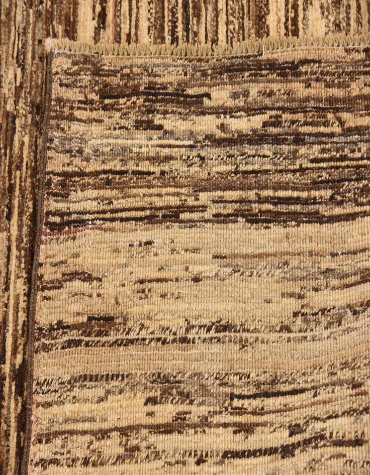 Detail image of  6' 7 x 8' 6  Hand Knotted Modern Ziegler Rug