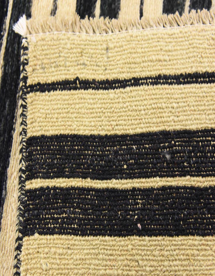 Detail image of  3' x 4' 10  Hand Knotted Modern Ziegler Rug