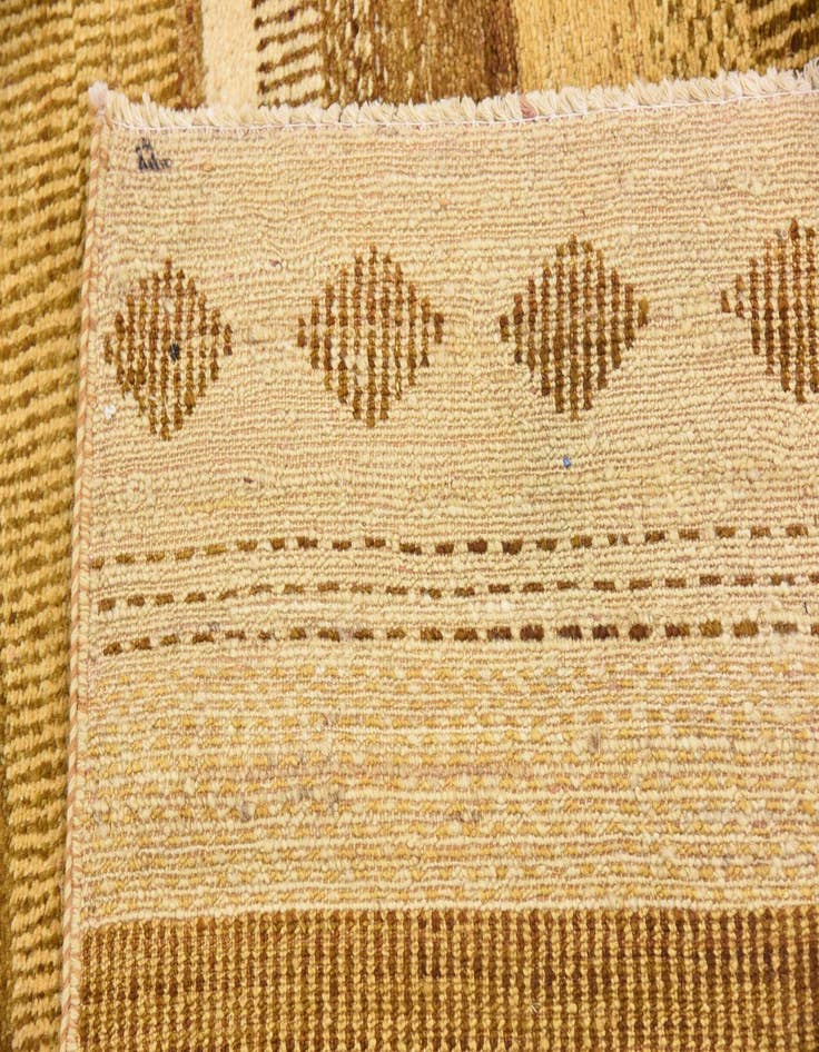 Detail image of  5' 6 x 8' 2  Hand Knotted Modern Ziegler Rug