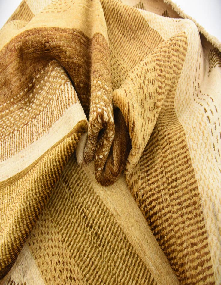 Detail image of  5' 6 x 8' 2  Hand Knotted Modern Ziegler Rug