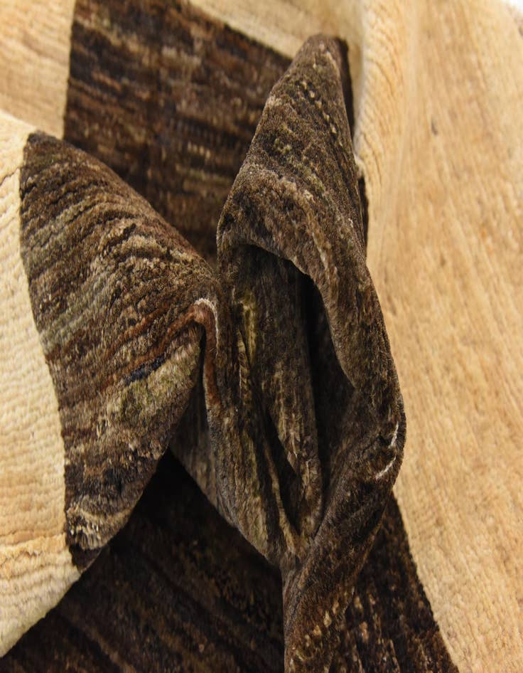 Detail image of  4' x 5' 8  Hand Knotted Modern Ziegler Rug