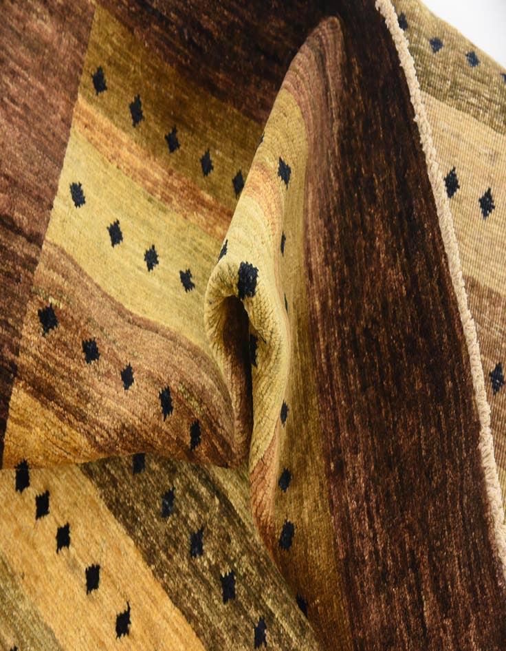 Detail image of  4' x 6' 2  Hand Knotted Modern Ziegler Rug