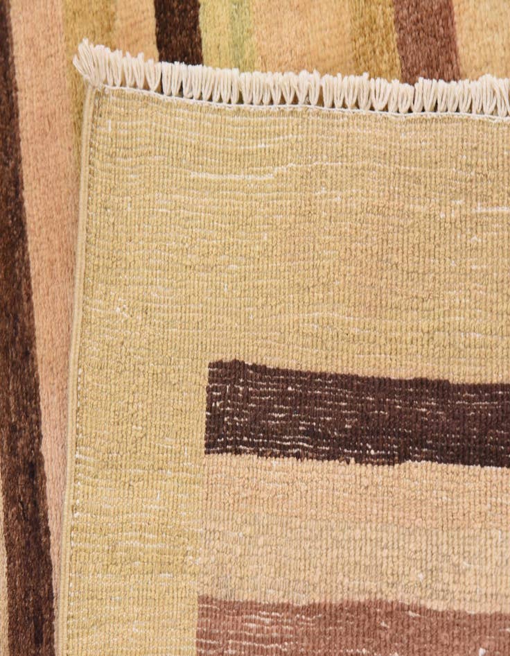 Detail image of  4' 7 x 6' 4  Hand Knotted Modern Ziegler Rug