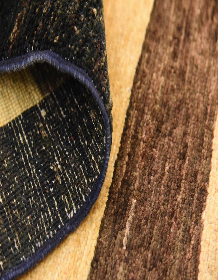 Detail image of  5' x 6' 3  Hand Knotted Modern Ziegler Rug