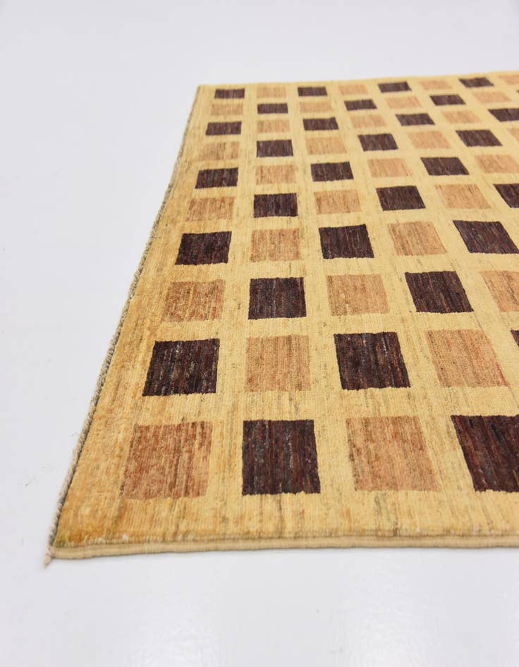 Detail image of  5' x 6' 5  Hand Knotted Modern Ziegler Rug