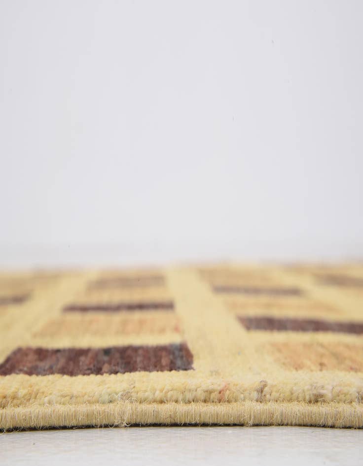 Detail image of  5' x 6' 5  Hand Knotted Modern Ziegler Rug