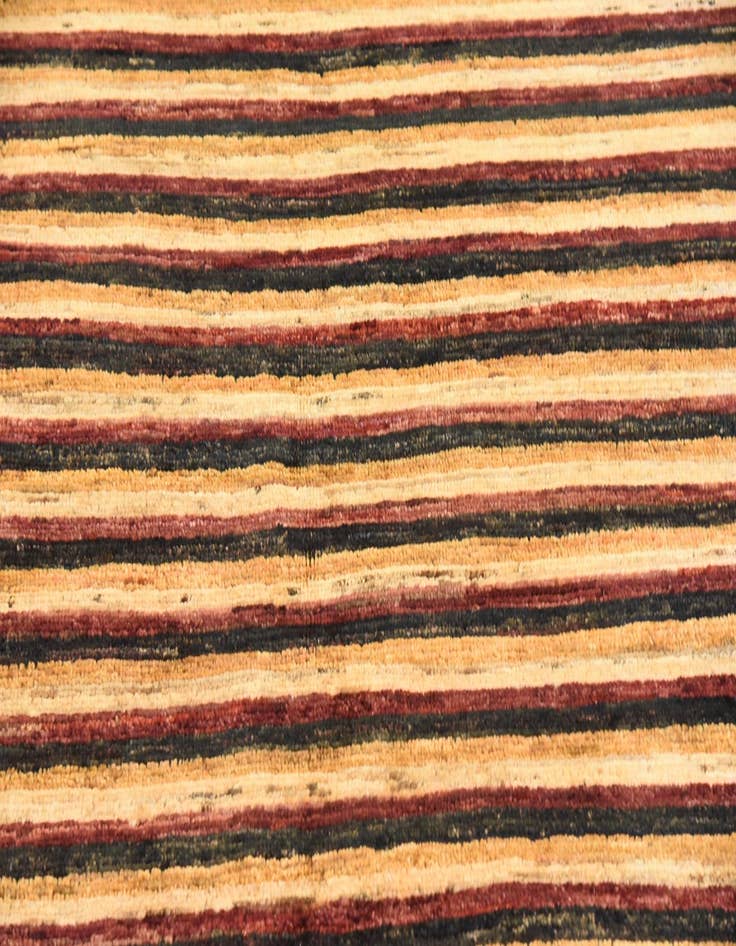 Detail image of 5' x 6' 8 Hand Knotted Modern Ziegler Rug
