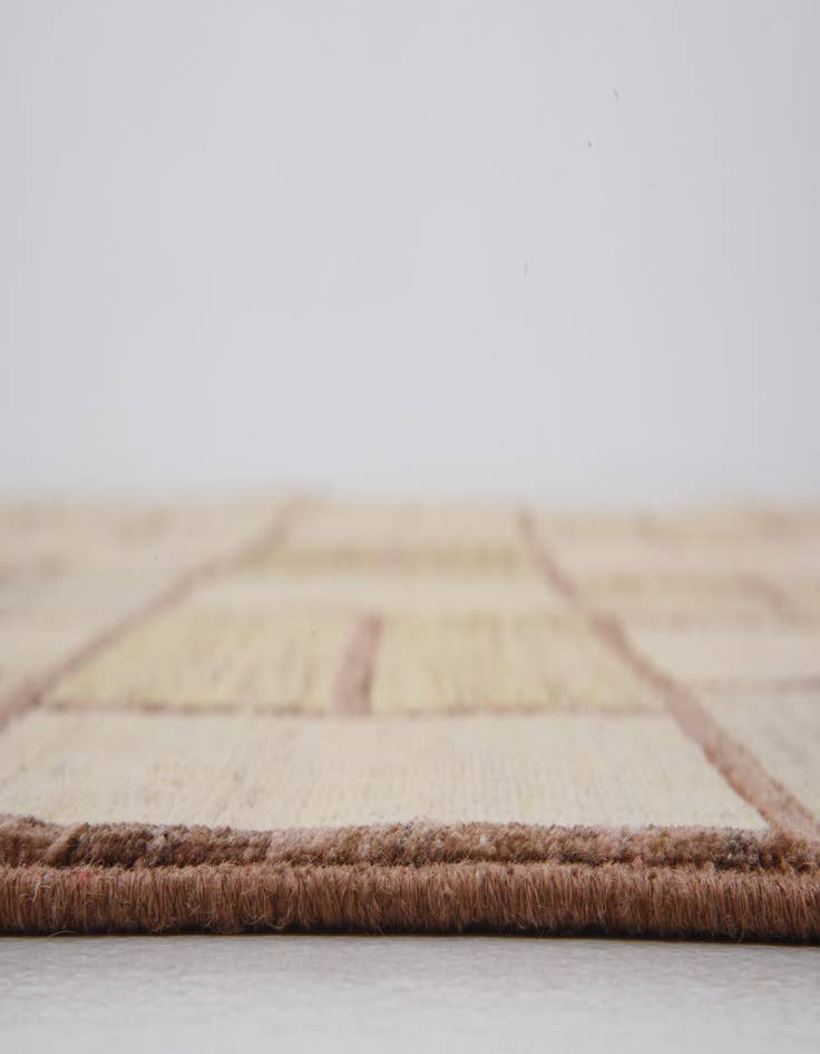 Detail image of  6' 7 x 8' 8  Hand Knotted Modern Ziegler Oriental Rug