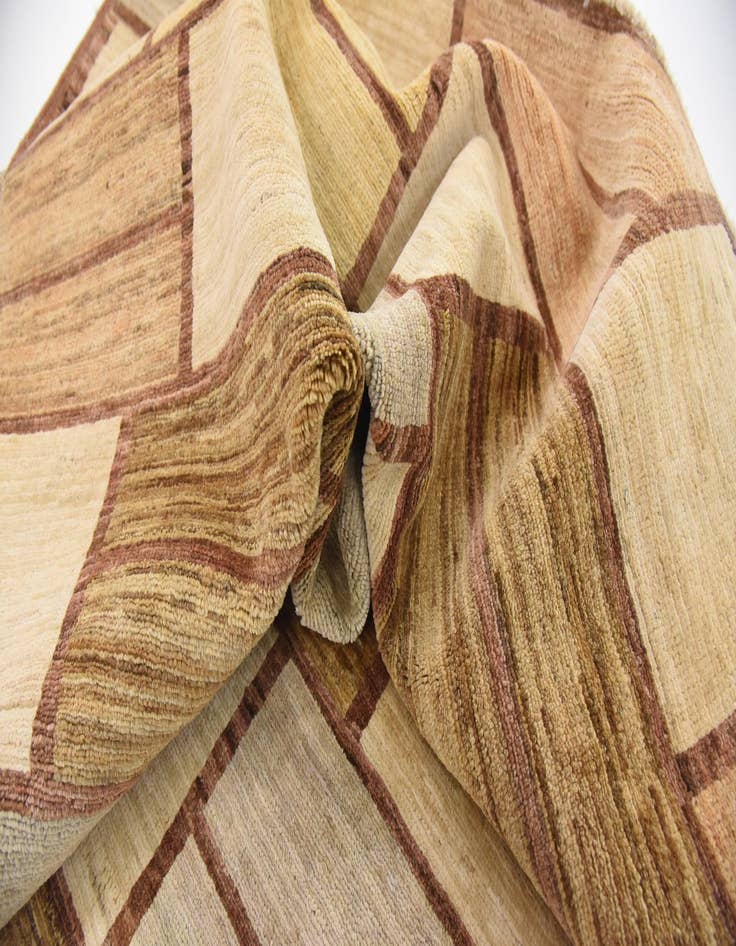 Detail image of  6' 7 x 8' 8  Hand Knotted Modern Ziegler Oriental Rug