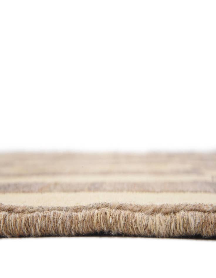 Detail image of  6' 6 x 9' 10  Hand Knotted Modern Ziegler Oriental Rug