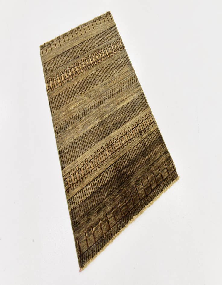 Detail image of  2' 8 x 4' 2  Hand Knotted Modern Ziegler Rug