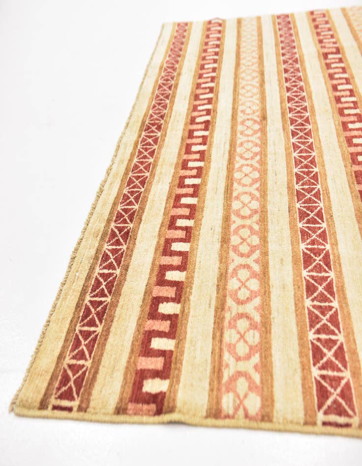 Detail image of  5' 9 x 8' 10  Hand Knotted Modern Ziegler Rug