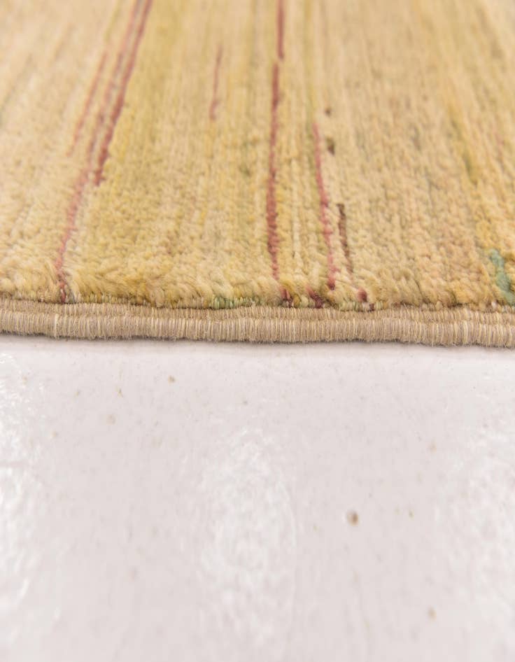 Detail image of  3' 5 x 4' 9  Hand Knotted Modern Ziegler Rug