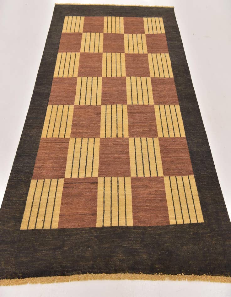 Detail image of  5' 4 x 7' 7  Hand Knotted Modern Ziegler Rug