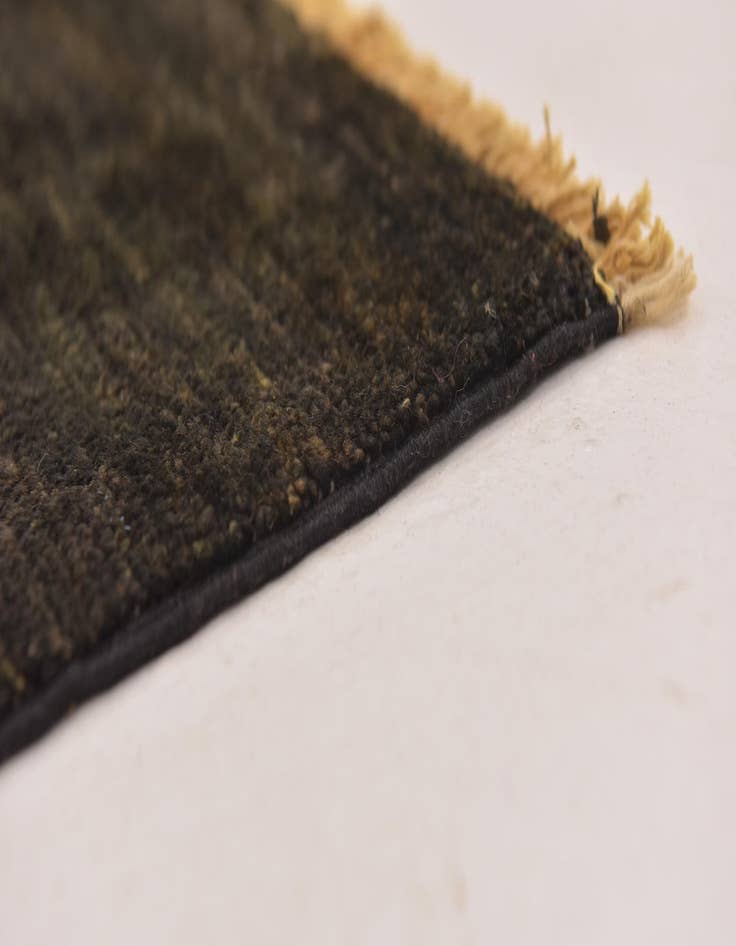 Detail image of  5' 4 x 7' 7  Hand Knotted Modern Ziegler Rug