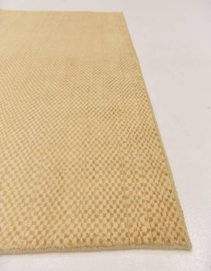 Detail image of  5' 5 x 7' 10  Hand Knotted Modern Ziegler Rug