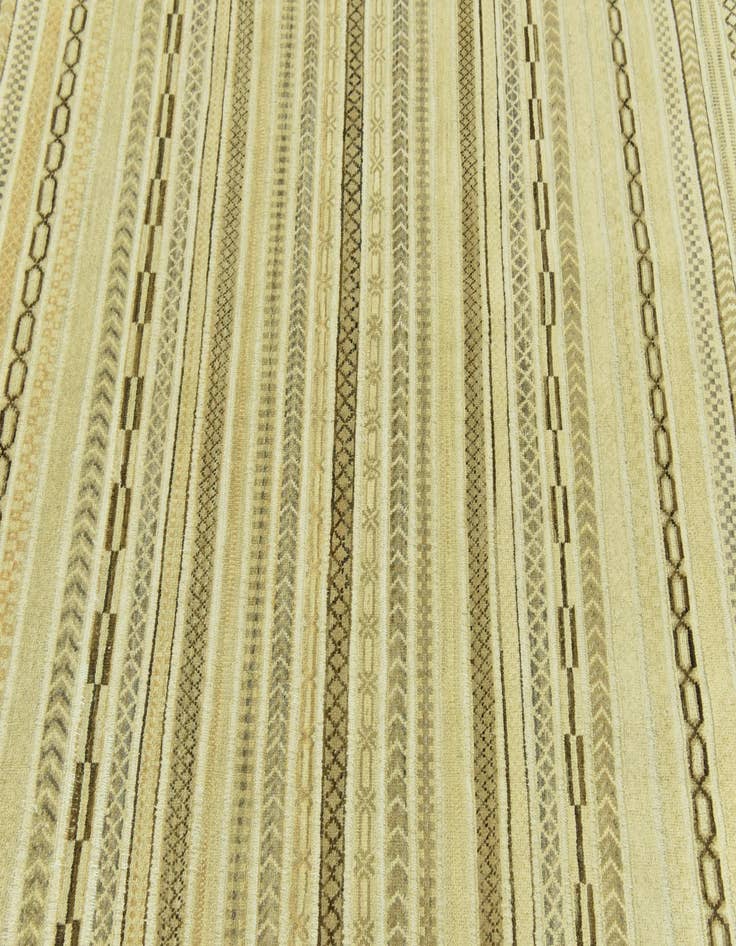 Detail image of  6' 4 x 9' 6  Hand Knotted Modern Ziegler Rug