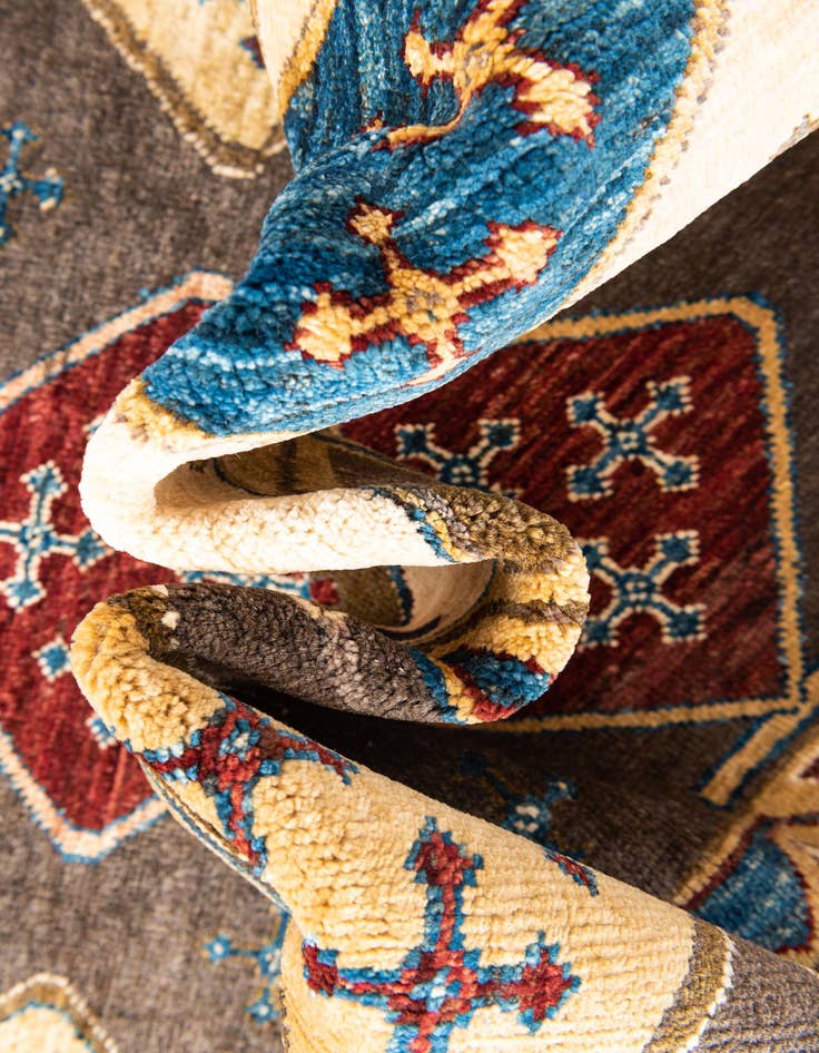 Detail image of  6' 7 x 9' 9  Hand Knotted Modern Ziegler Rug