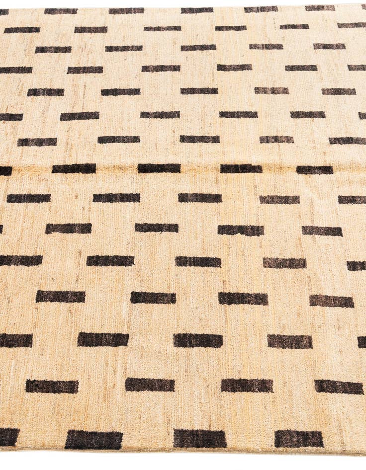 Detail image of  4' 8 x 6' 6  Hand Knotted Modern Ziegler Rug