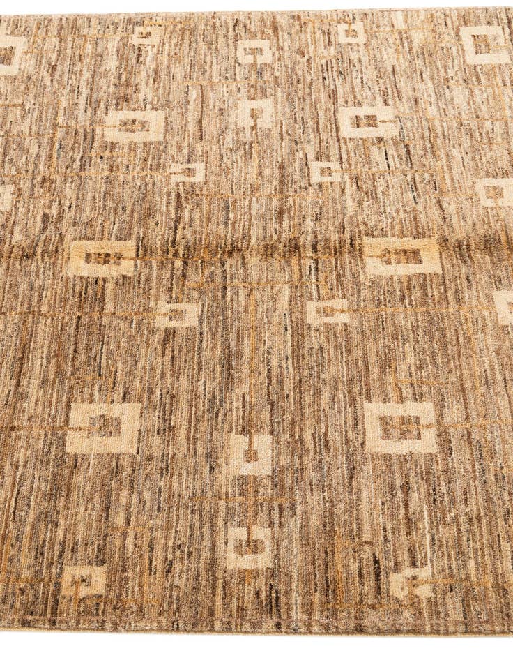 Detail image of  4' x 6'  Hand Knotted Modern Ziegler Rug