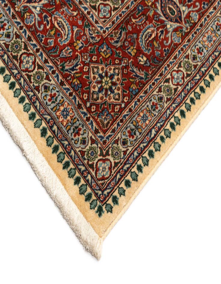 Detail image of  6' 7 x 9' 6 Mood Wool Rug