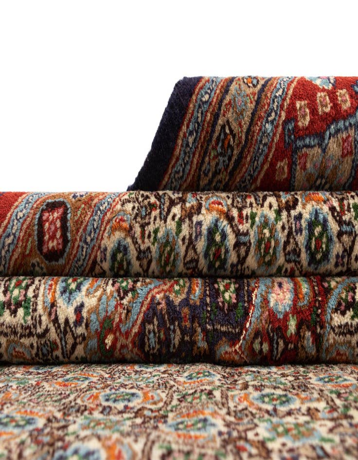 Detail image of  6' 6 x 7' 9 Mood Wool Rug