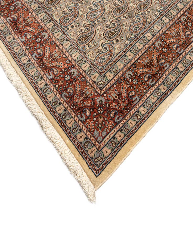 Detail image of  5' 10 x 7' 9 Mood Wool Rug