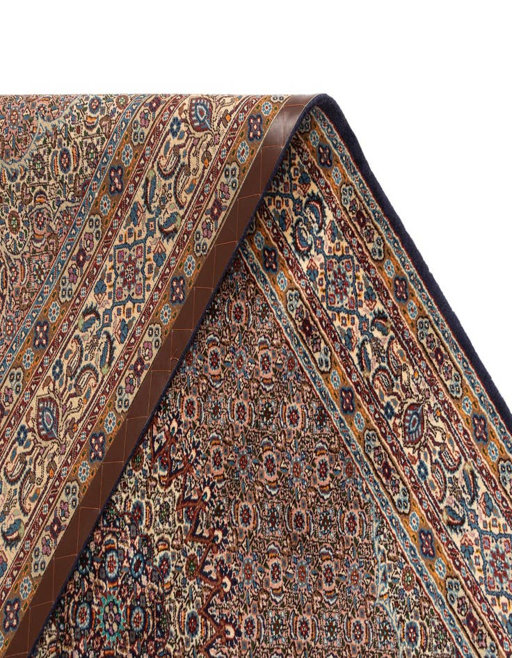 Detail image of  5' 1 x 8' Mood Wool Rug